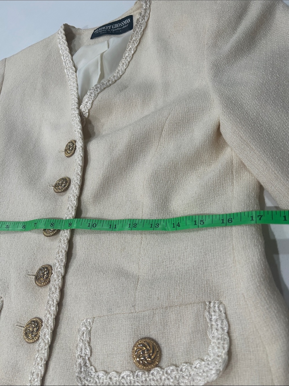 Herbert Grossman Vintage-Inspired Cream Bouclé Jacket with Gold Buttons - Picture 15 of 16